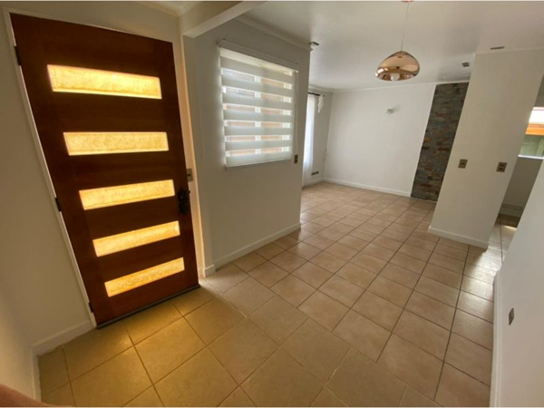 Arriendo residencia en barrio tranquilo