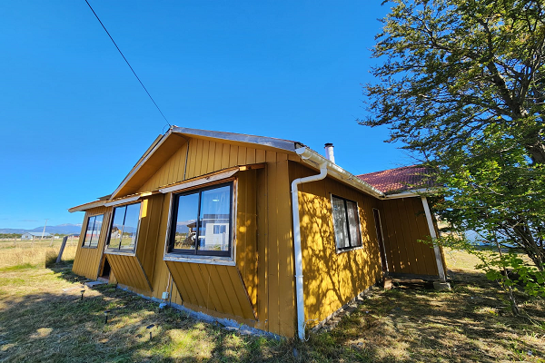 Arriendo Casa en Eda. Valle Simpson 5000 m2 (Amueblada)