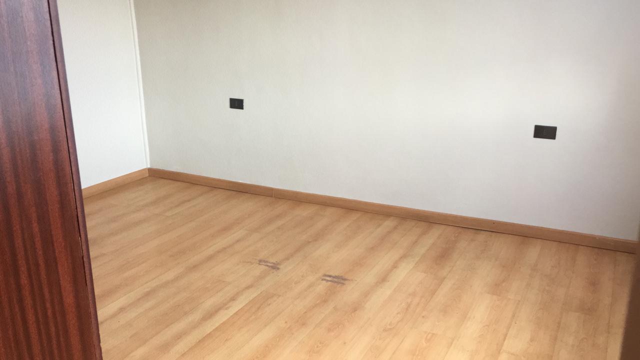 Excelente casa Población Prat