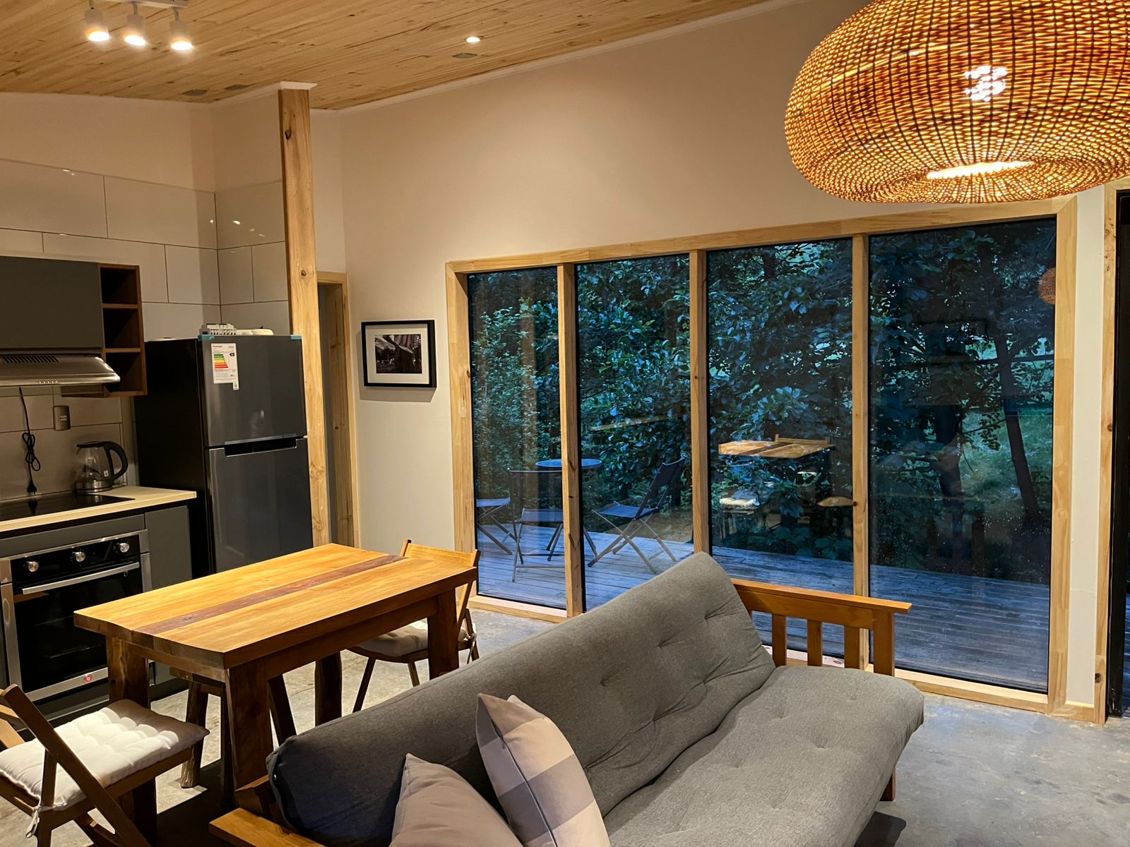 Casa encantadora en Arriendo, combina comodidad y naturaleza !