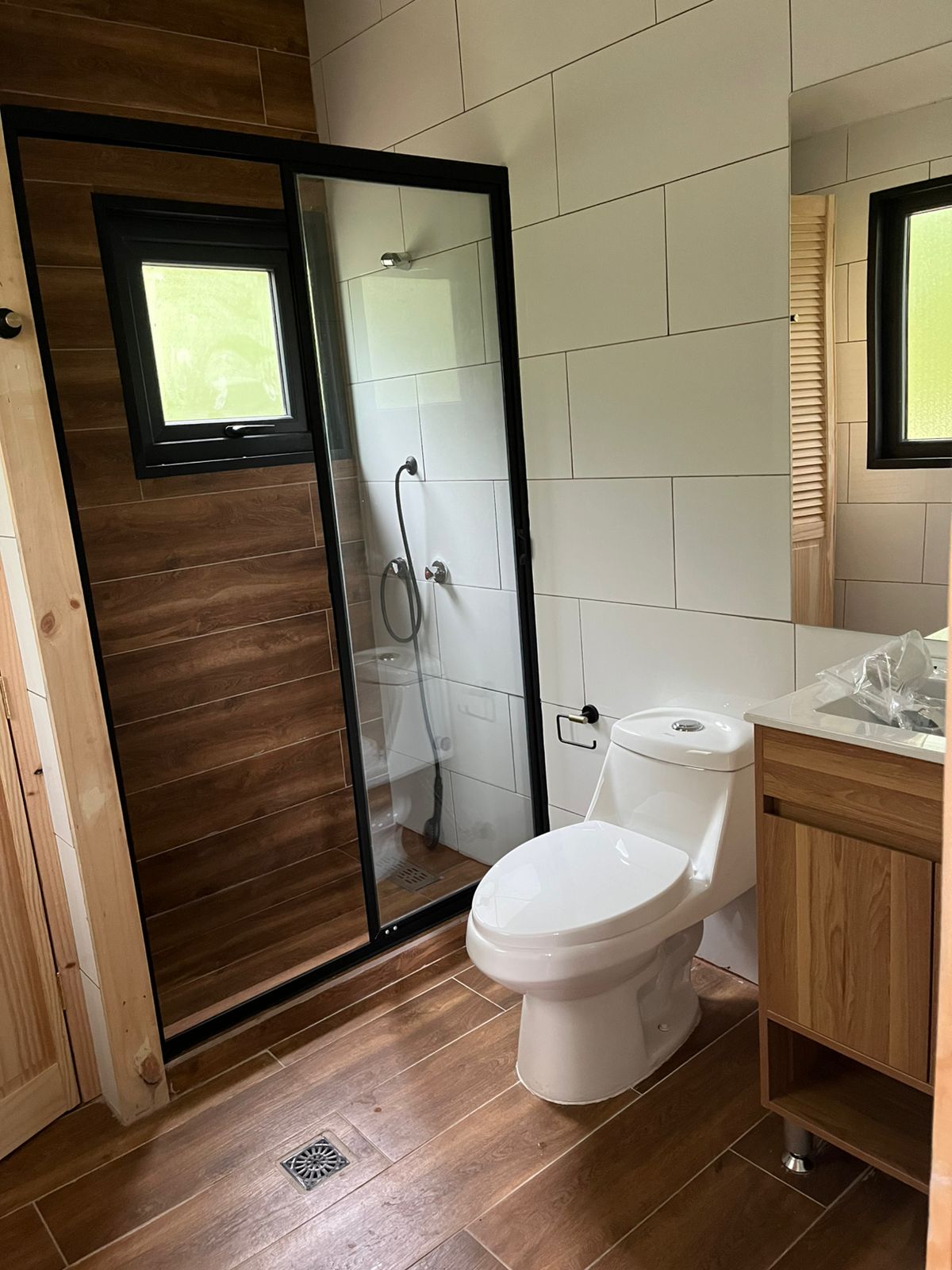 Casa encantadora en Arriendo, combina comodidad y naturaleza !