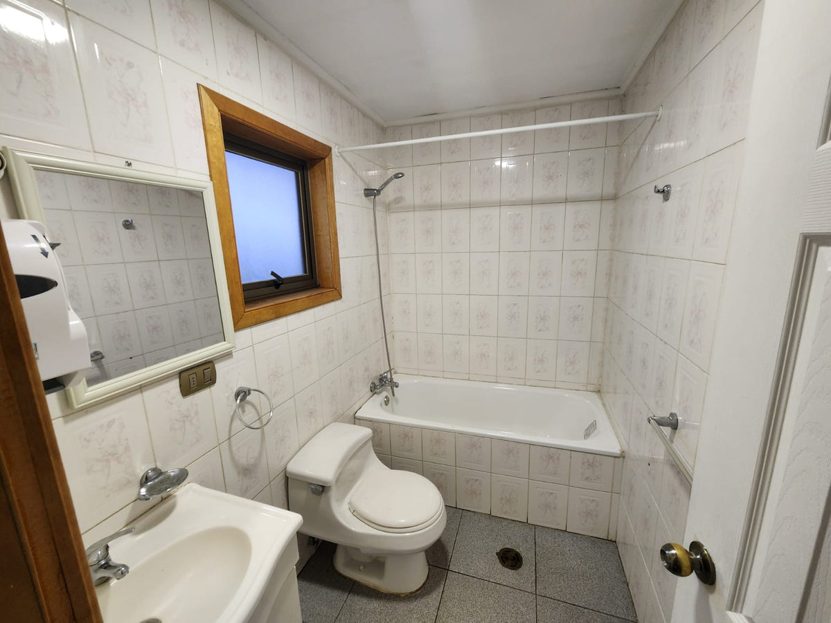 Arriendo para Oficinas, central, 8 estacionamientos