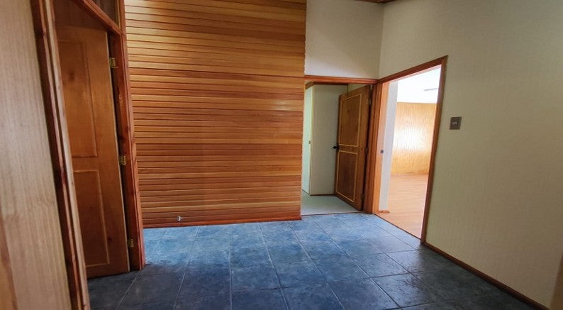 Arriendo Oficinas Centrales en Arriendo – Excelente Construcción y Ubicación Estratégica