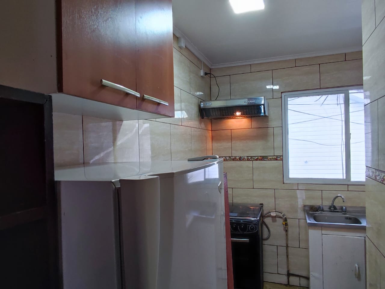 Edificio central de tres pisos ! Arriendo disponible $ 597000
