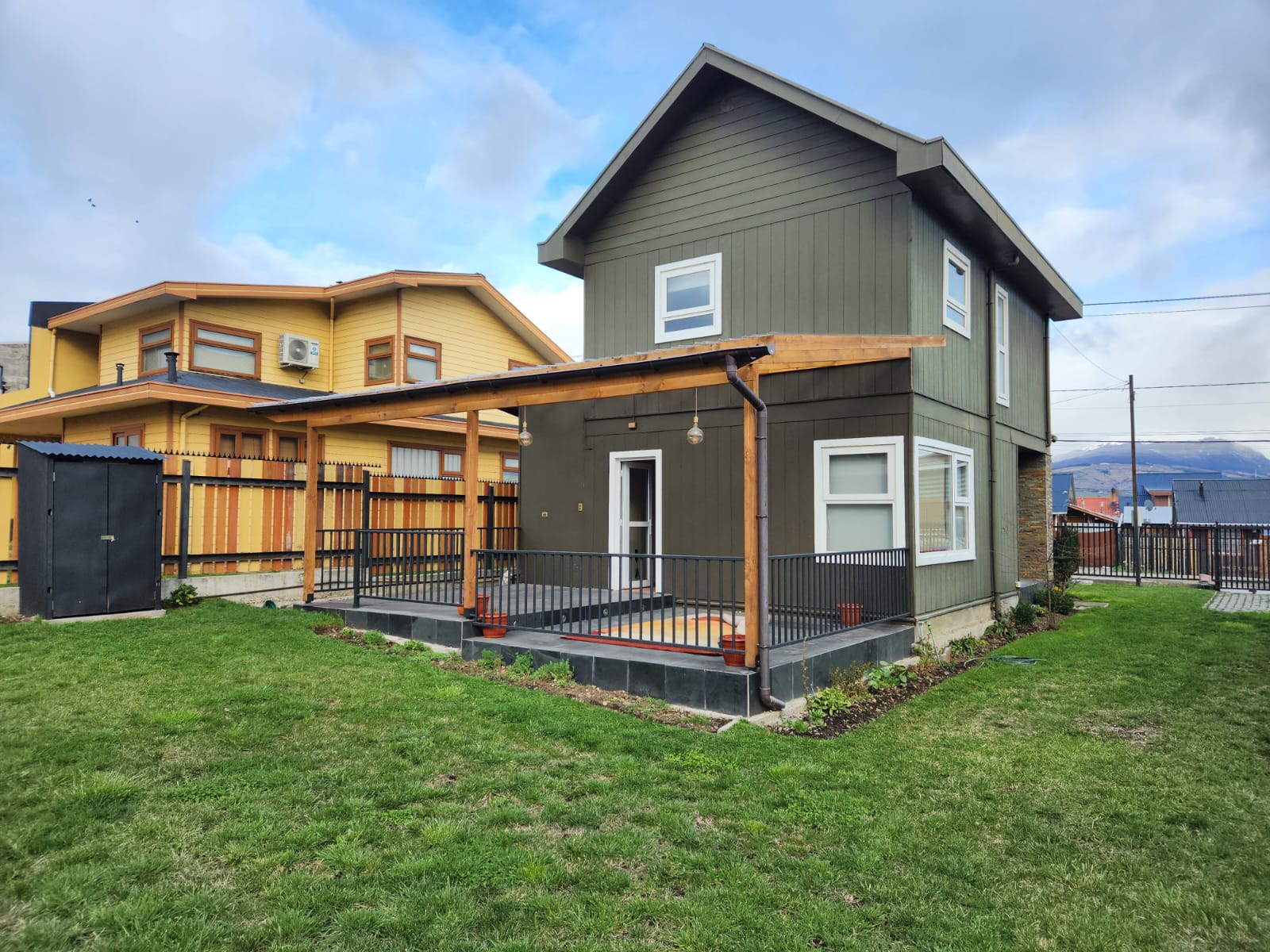 Arriendo Próximamente Coyhaique, Vivienda de dos pisos en sector céntrico de Coyhaique- UF 23