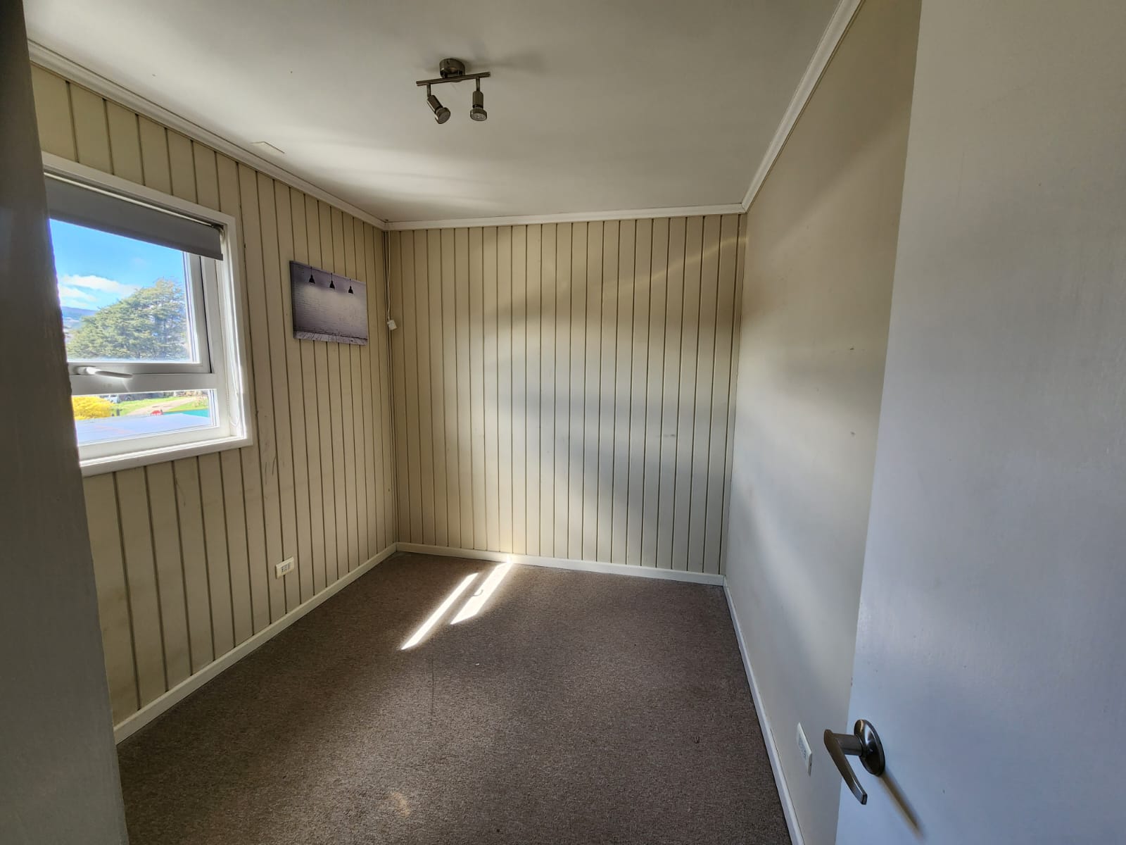Arriendo Próximamente Coyhaique, Vivienda de dos pisos en sector céntrico de Coyhaique- UF 23