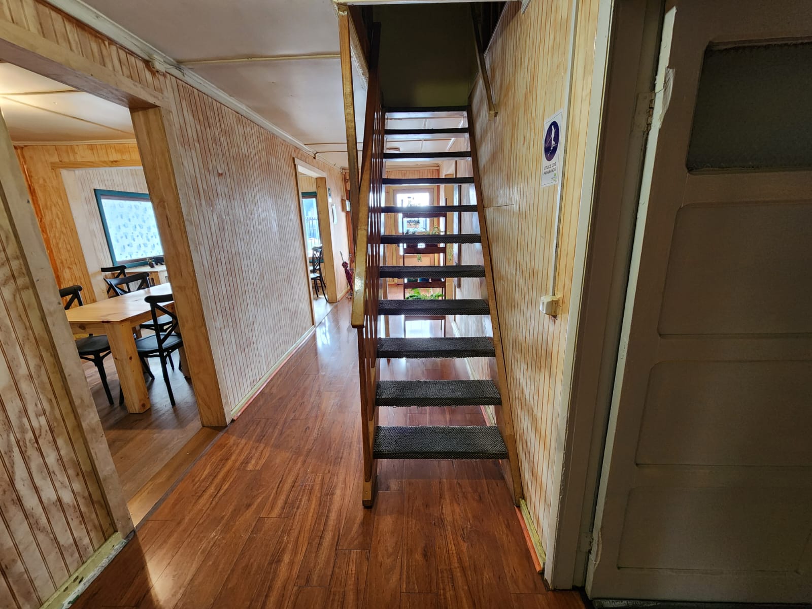 Arriendo Inmueble en Coyhaique: Farmacia / Oficinas/ Hospedaje / Valor de Oportunidad $ 1.100.000 mensual