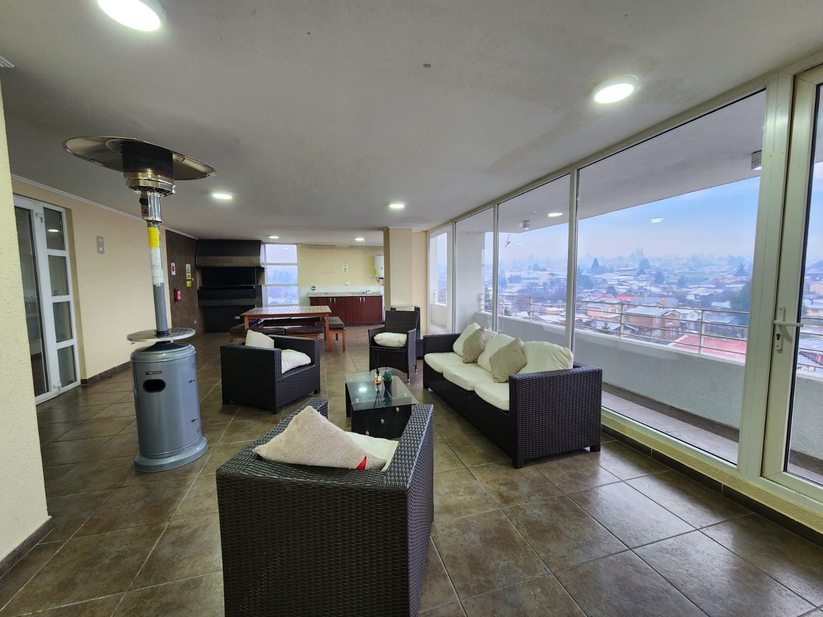 Arrienda 3 Dormitorios + Home Office y vive tranquilo en este Apartamento