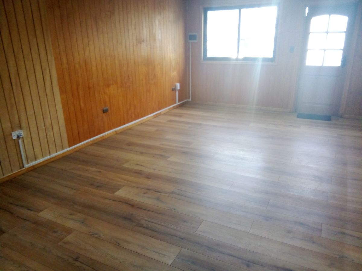 Arriendo - Propiedad con 7 Oficinas- cercana a Municipalidad- Central UF 27