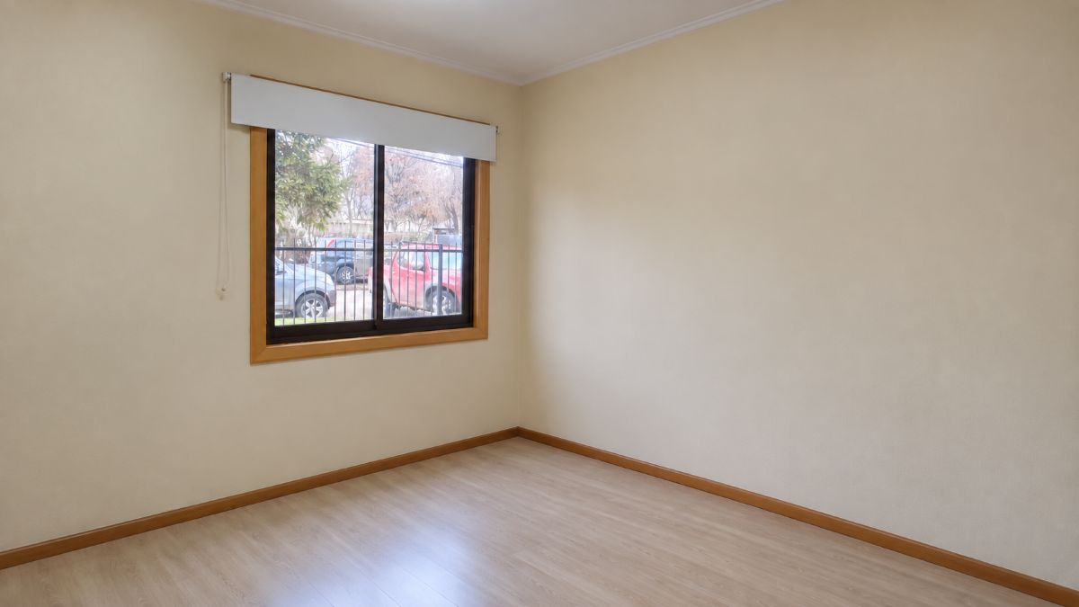 Arriendo - Propiedad con 7 Oficinas- cercana a Municipalidad- Central UF 27