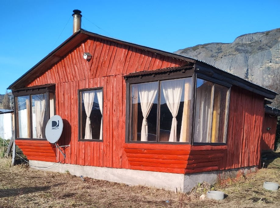 Vivienda & Parcela de 5.000 m² con excelente conectividad y equipamiento básico, listo