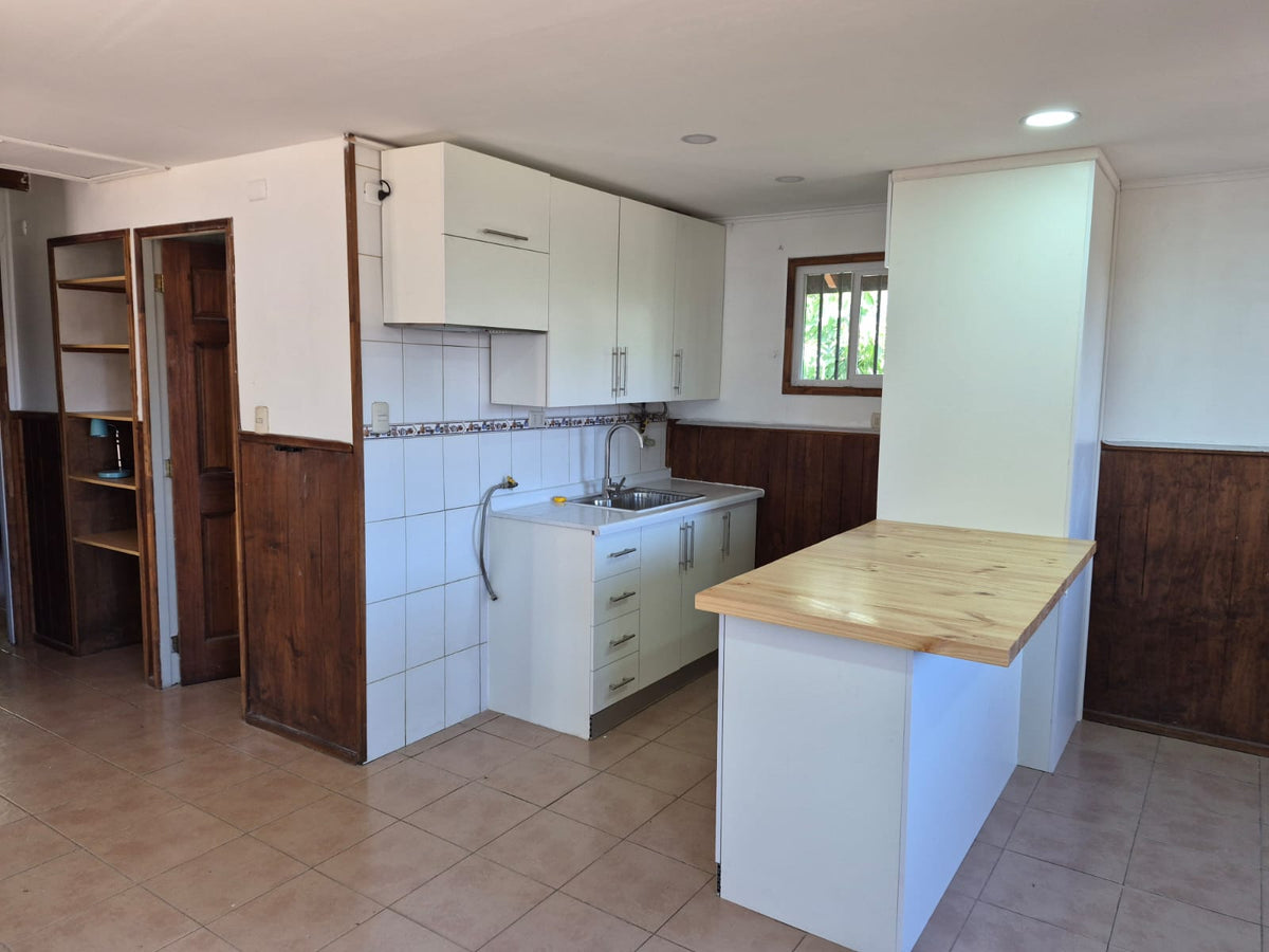 Arriendo Casa 2D 1B amplio patio con entrada de autos