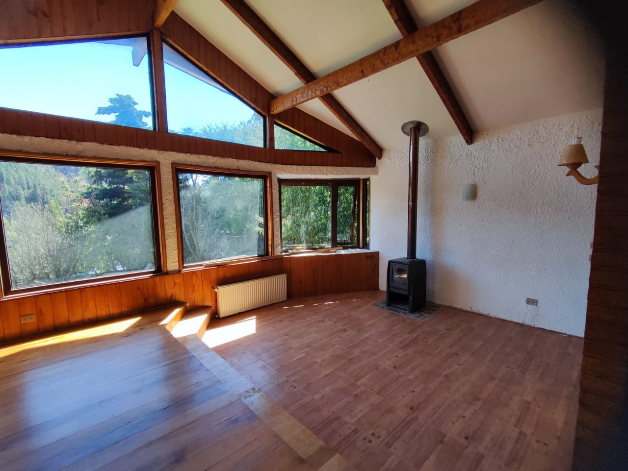 Arrienda Próximamente en entorno tranquilo, familiar y con encanto de barrios de antaño.
