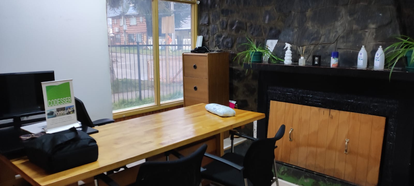 Arriendo - Propiedad con 7 Oficinas- cercana a Municipalidad- Central UF 27
