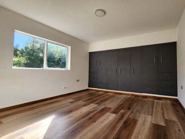 Arriendo casa con espacios llenos de luz - Buen diseño!