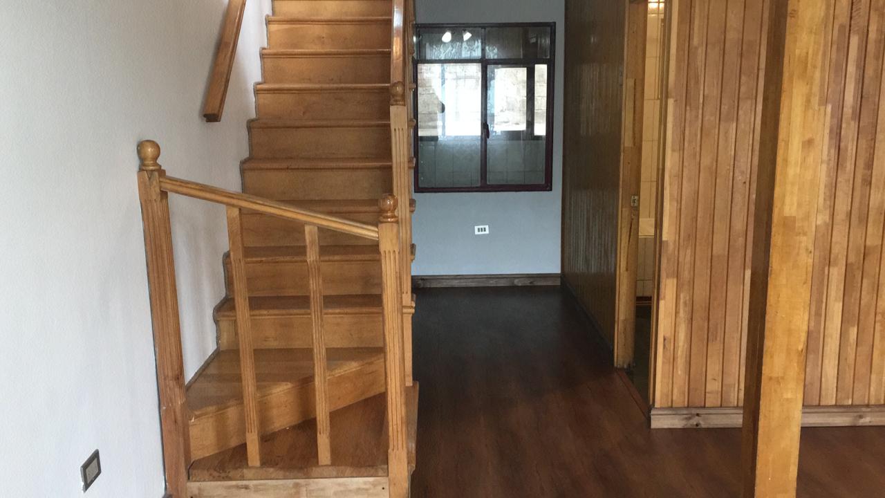 Excelente casa Población Prat