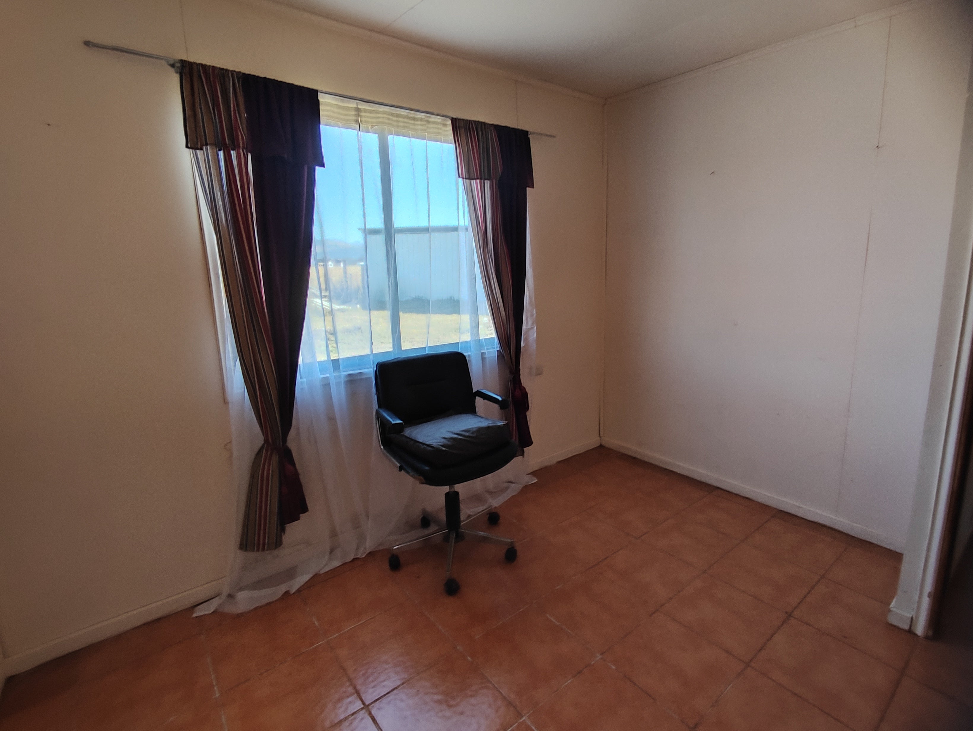 Arriendo Casa  en Eda. Valle Simpson 5000 m2 (Amueblada)