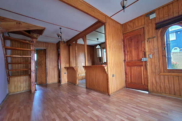 Arriendo casa  Las Lomas Urbanas - bien aislada, buena distribución