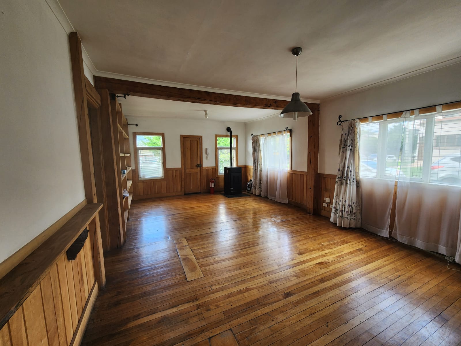 Arriendo Ubicación Estratégica para Servicios en el Centro de Coyhaique! UF.28