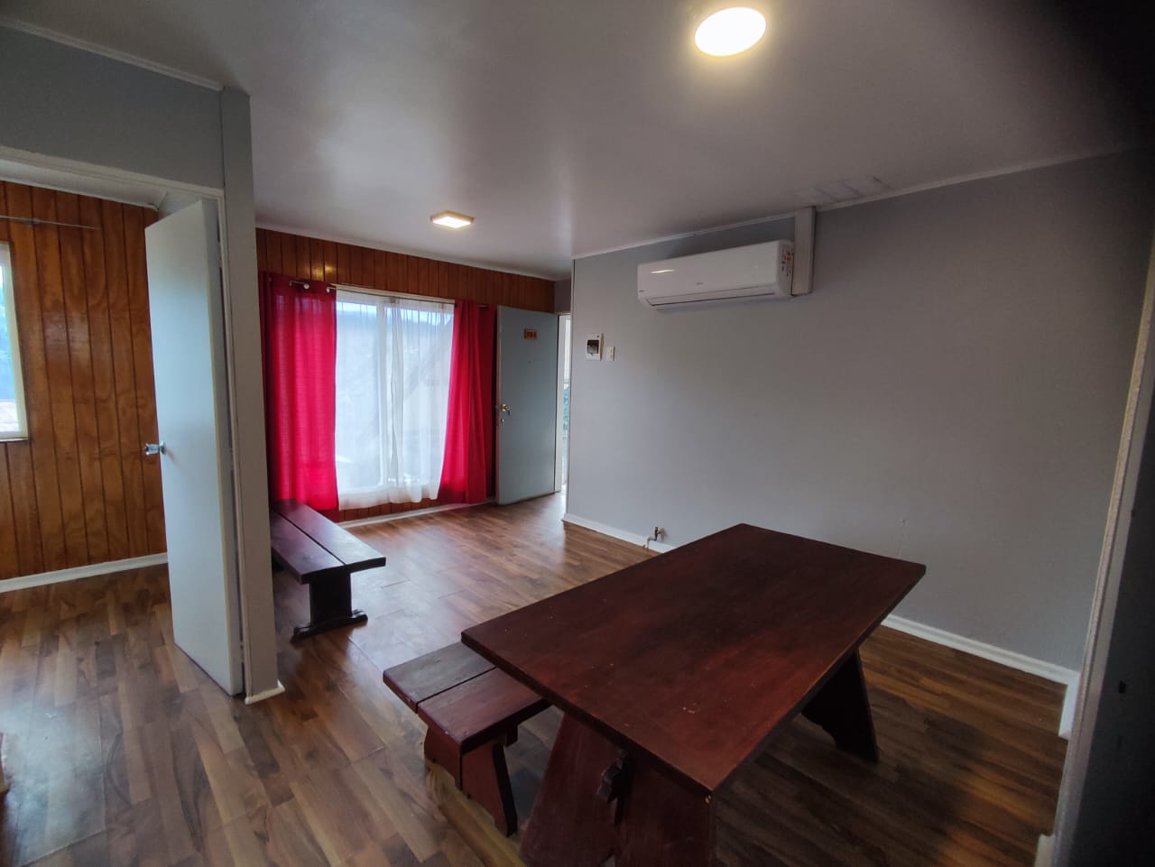 Edificio central de tres pisos ! Arriendo disponible $ 597000