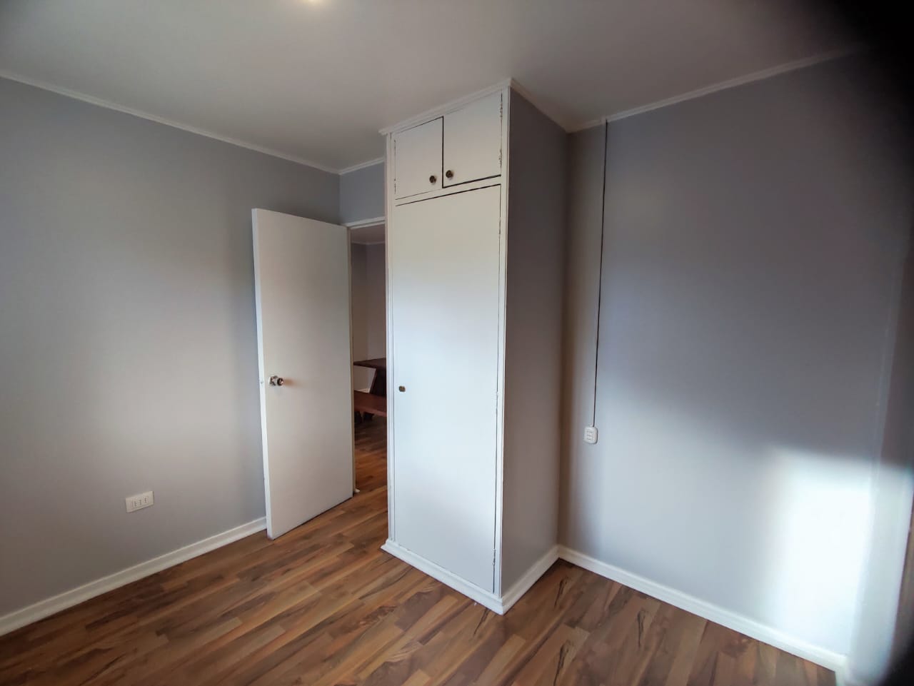 Edificio central de tres pisos ! Arriendo disponible $ 597000
