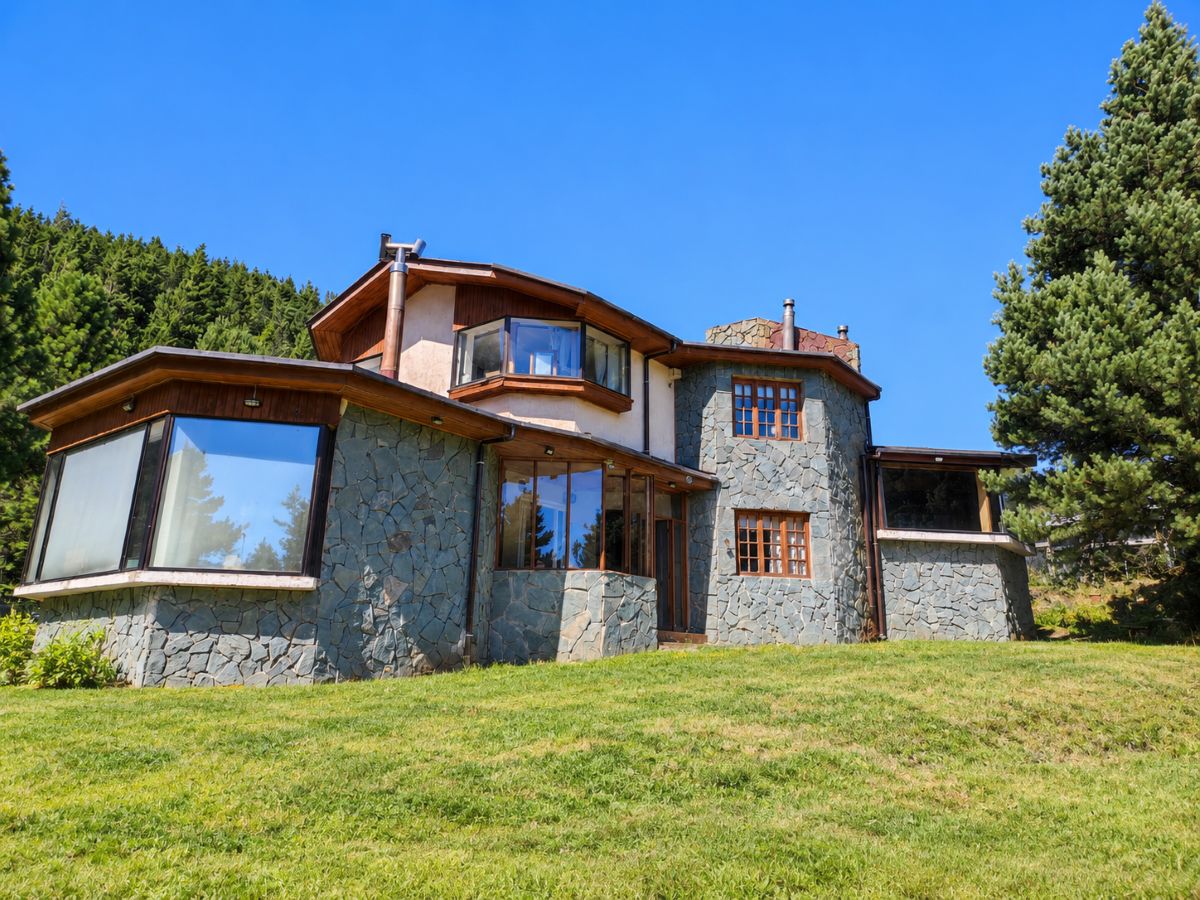 Vende Casa con encanto en Camino Reserva Forestal, Coyhaique