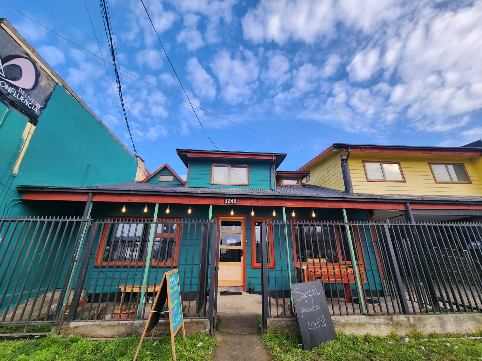 Arriendo Inmueble en Coyhaique: Farmacia /  Oficinas/  Hospedaje / Valor de Oportunidad  $ 1.100.000 mensual