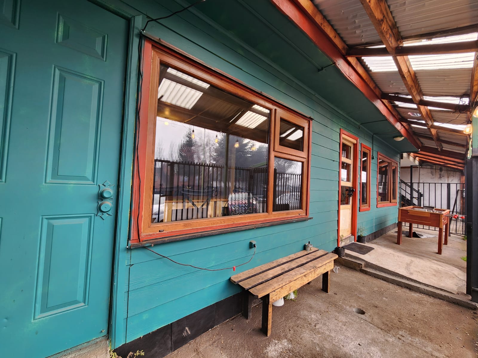 Arriendo Inmueble en Coyhaique: Farmacia /  Oficinas/  Hospedaje / Valor de Oportunidad  $ 1.100.000 mensual