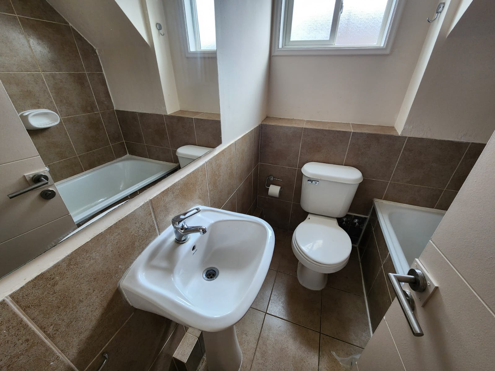 Coyhaique Arrienda $ 715.000 casa V. V. La Foresta